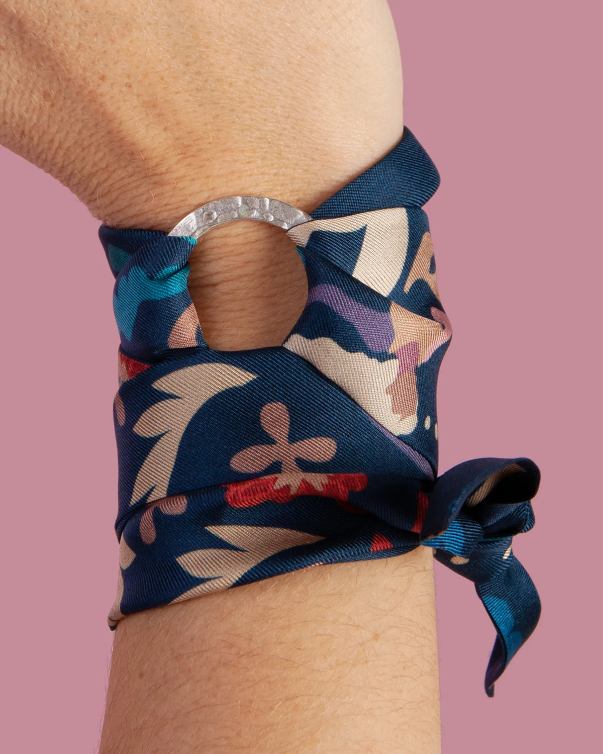 Dora Nola "Fresco" Silk Twilly + Gold Ring