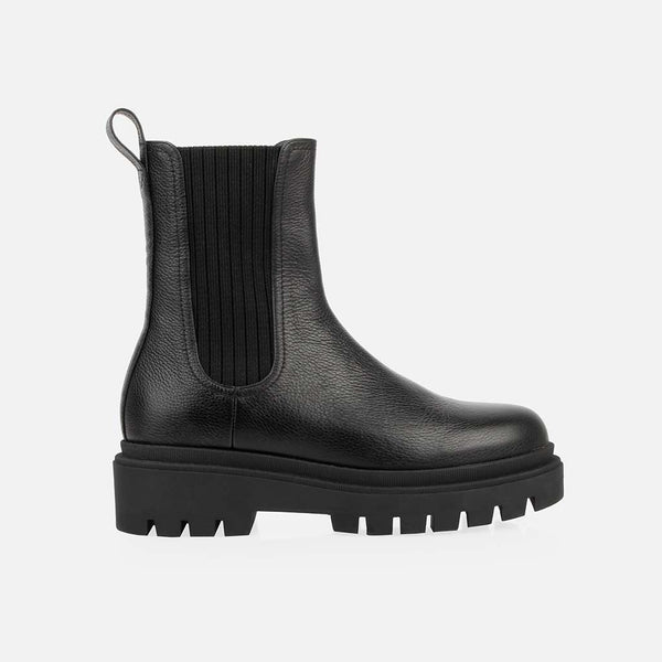 The Alpine Chelsea Boot Black Pebble – Poppy Barley
