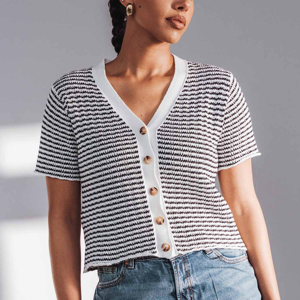 ModelInfo:Tasia is 5'7 and is wearing a size S.