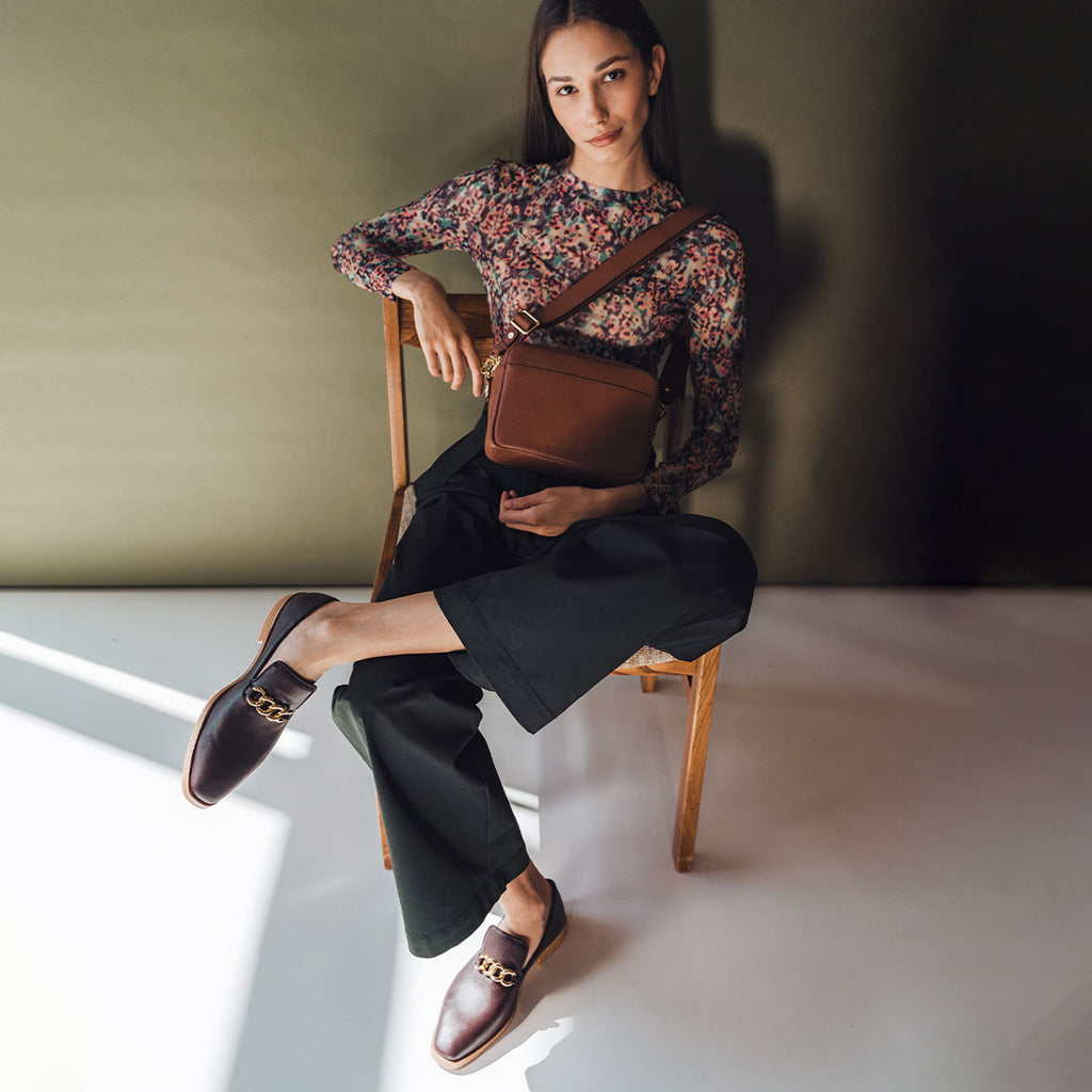 The Buena Vista Camera Bag Hazelnut