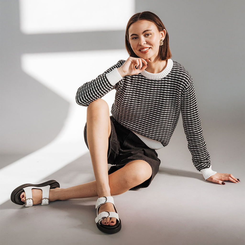 The Core Crewneck Black Stripe