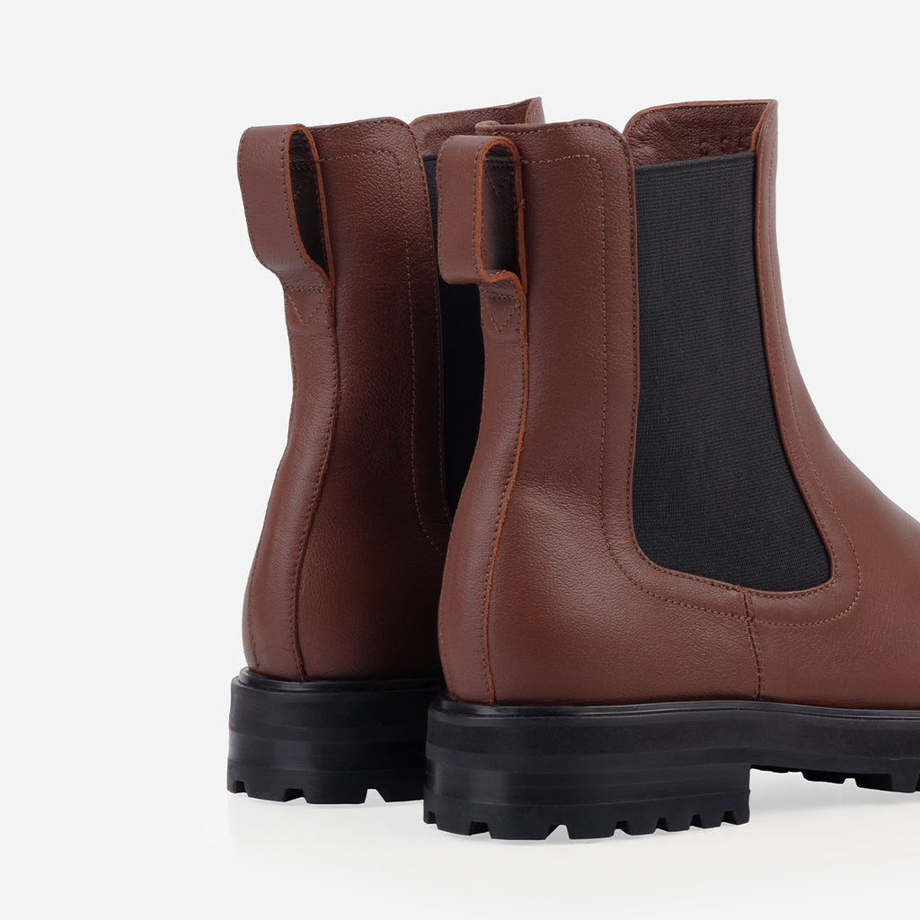The Every Way Chelsea Boot Redwood