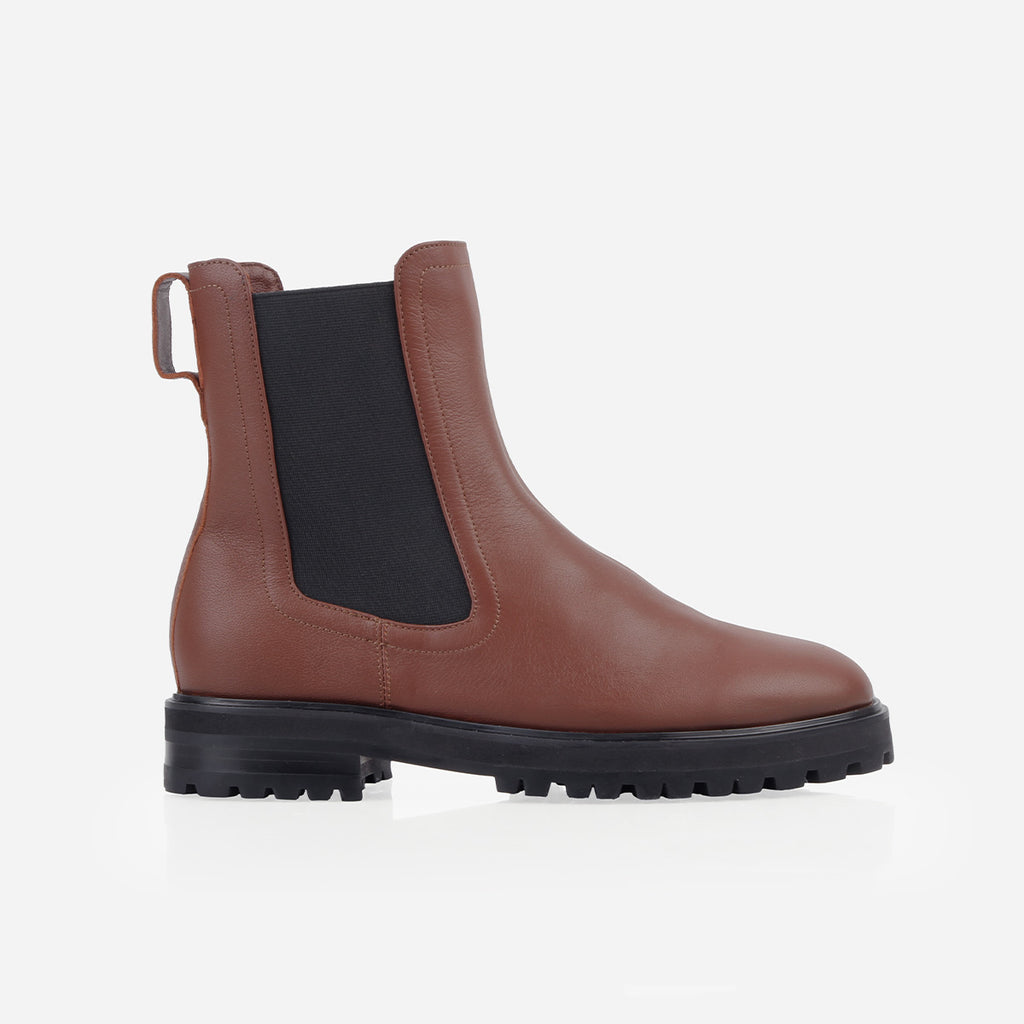 The Every Way Chelsea Boot Redwood