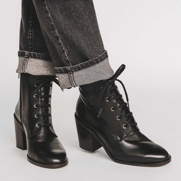 The High Street Lace Up Boot Black Poppy Barley