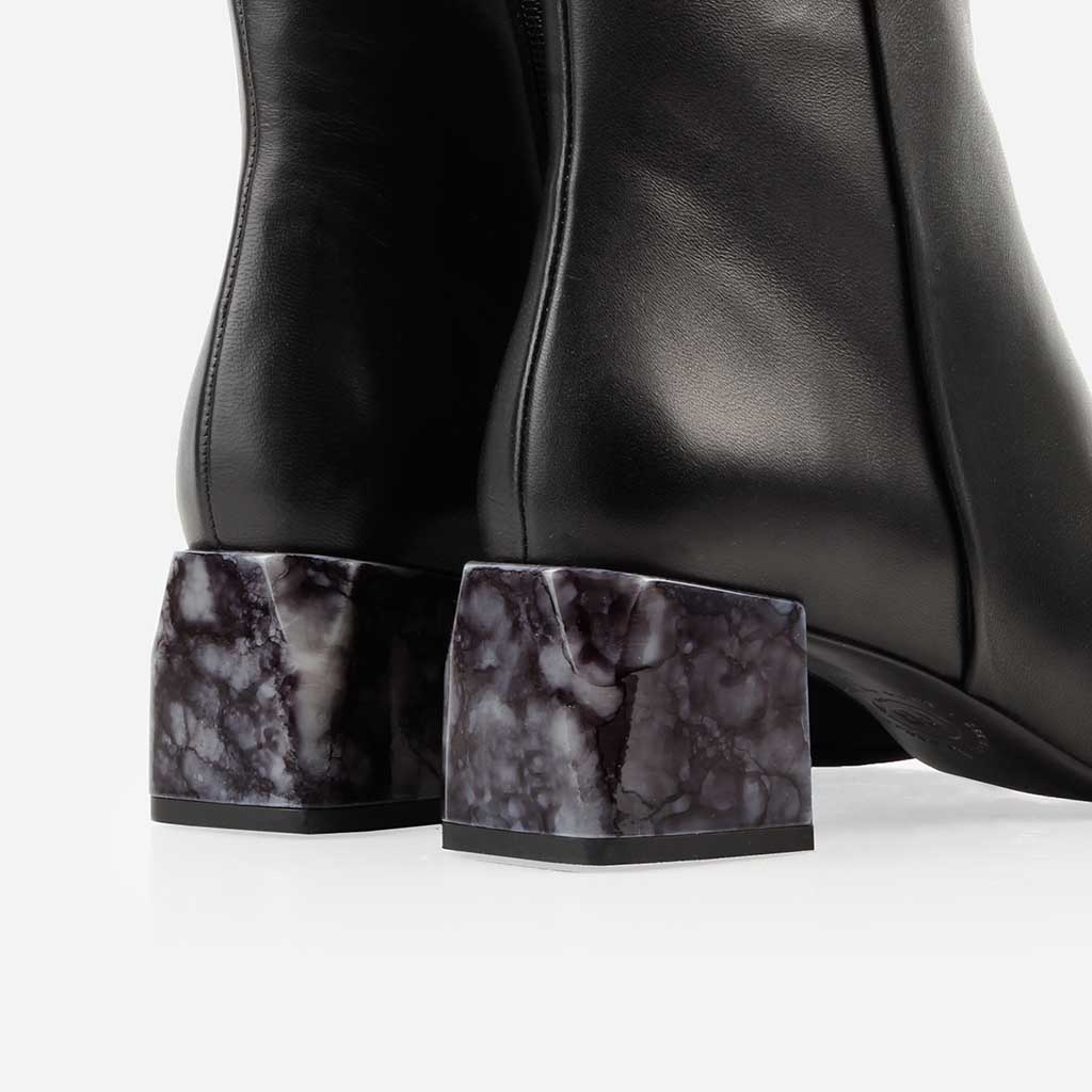 The On Point Boot Black Marble
