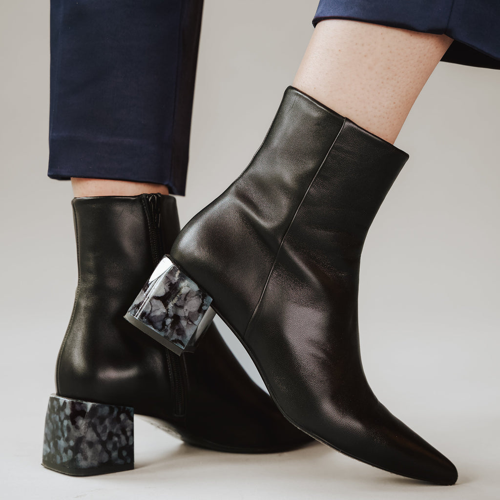 The On Point Boot Black Marble