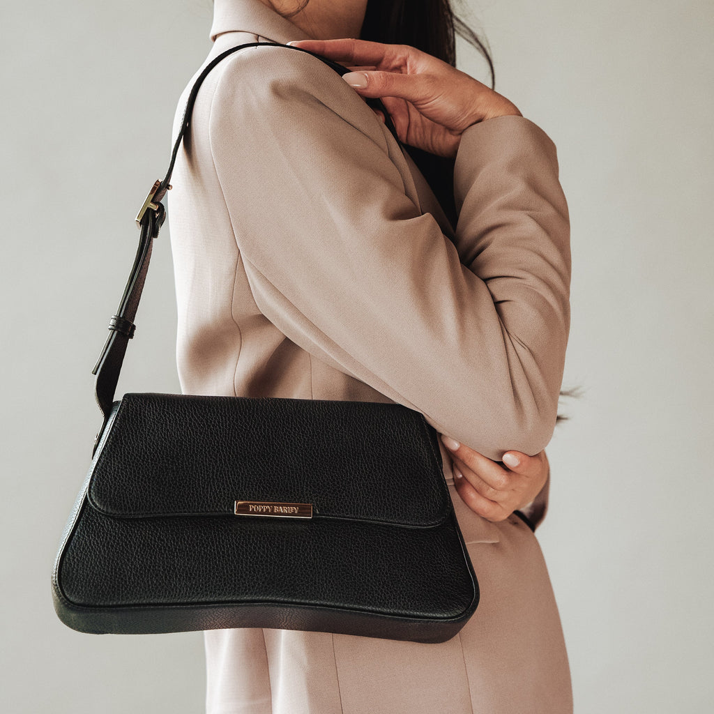 The High Line Shoulder Bag Black