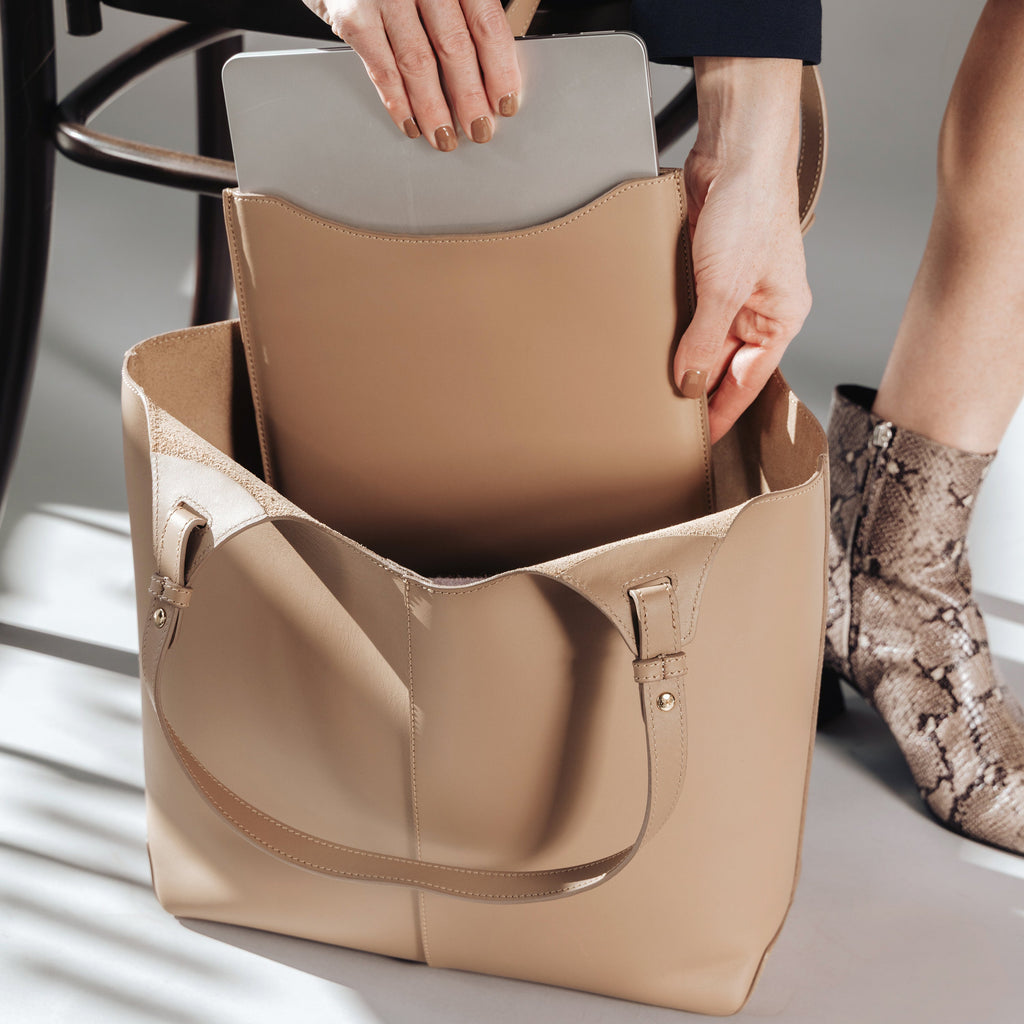 The Laptop Sleeve Biscotti