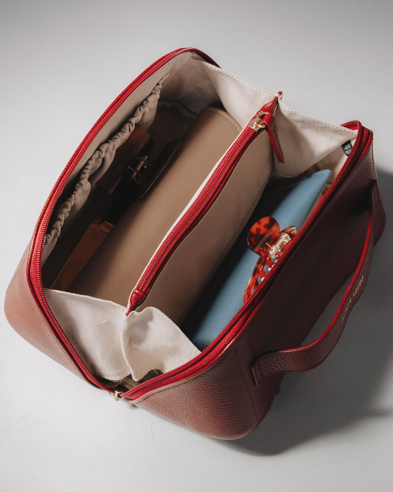 The Cosmetic Case Large Resort Red