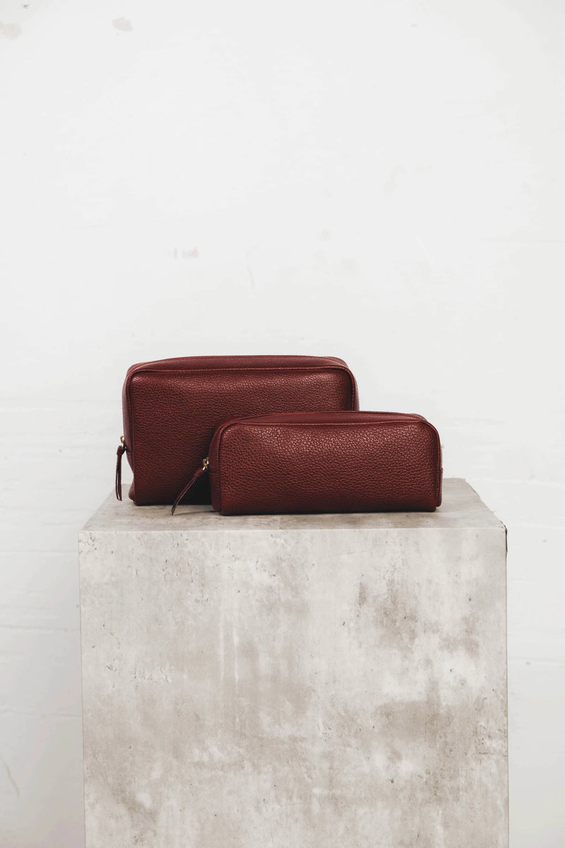 The Method Pouch Set Resort Red