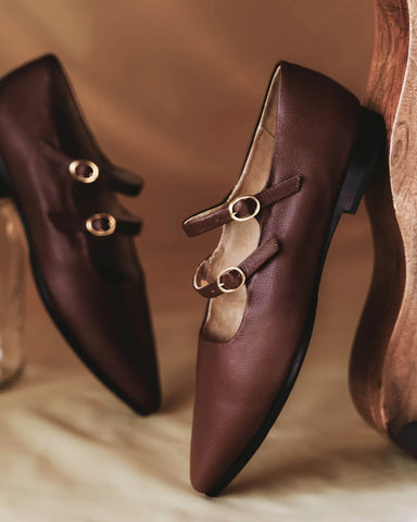 Featured Footwear Content