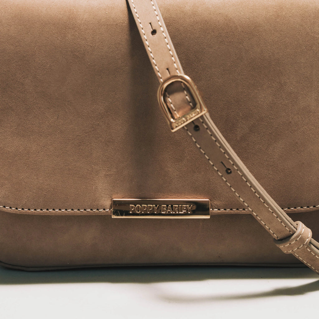 The Medium Day To Night Bag Clay