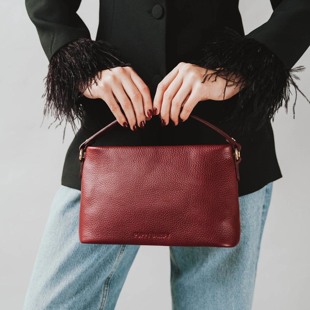 The Via Monte Bag Resort Red