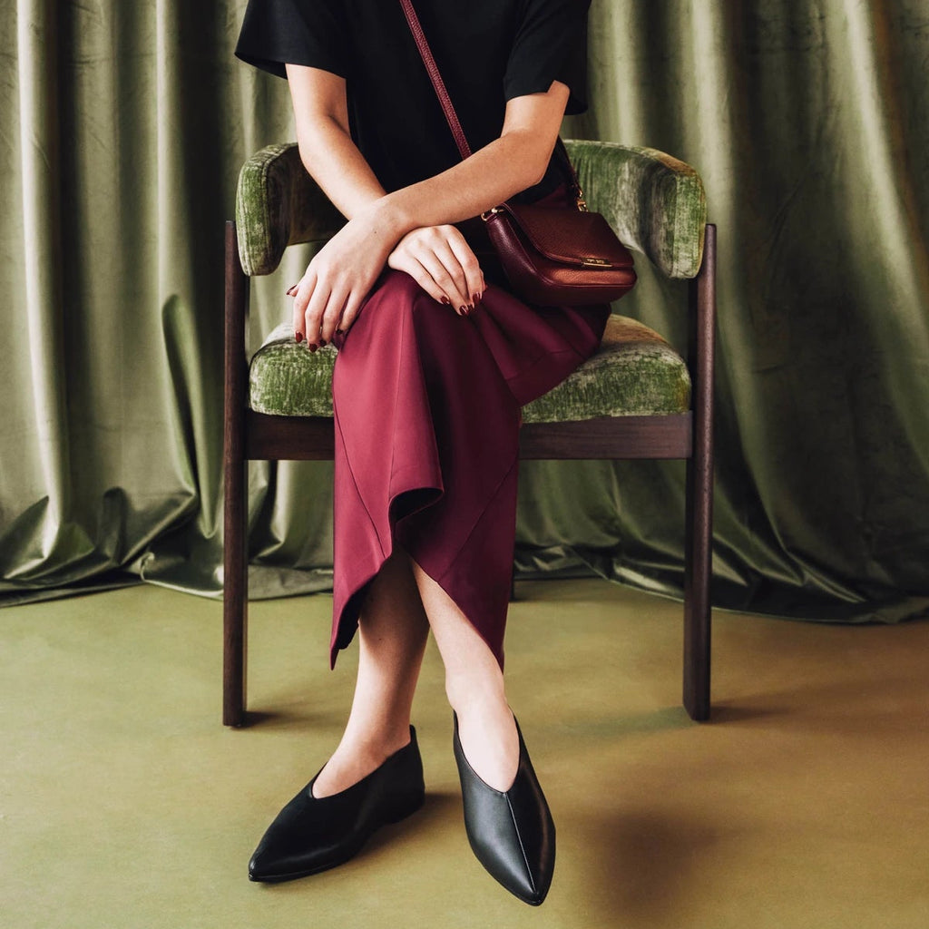 The Atelier Flat Black