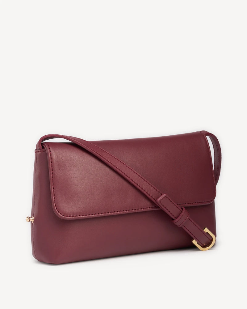 The Petite Plateau Bag Compote