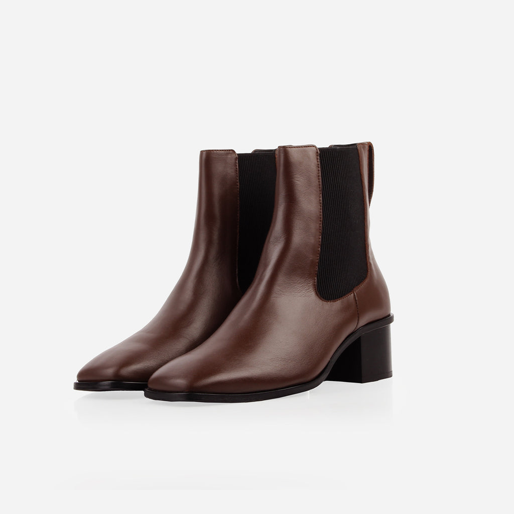 The Quinn Chelsea Boot Espresso