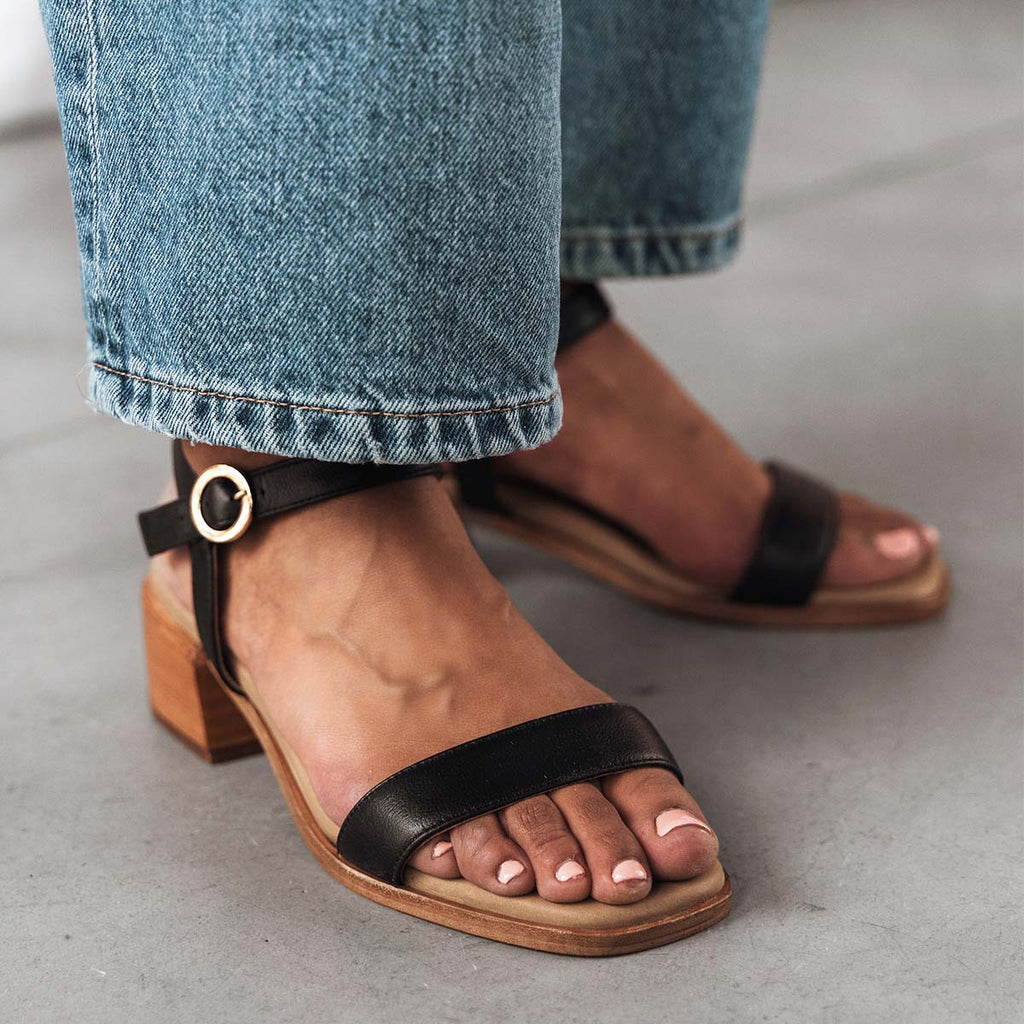 The Social Heeled Sandal Black Micro Pebble