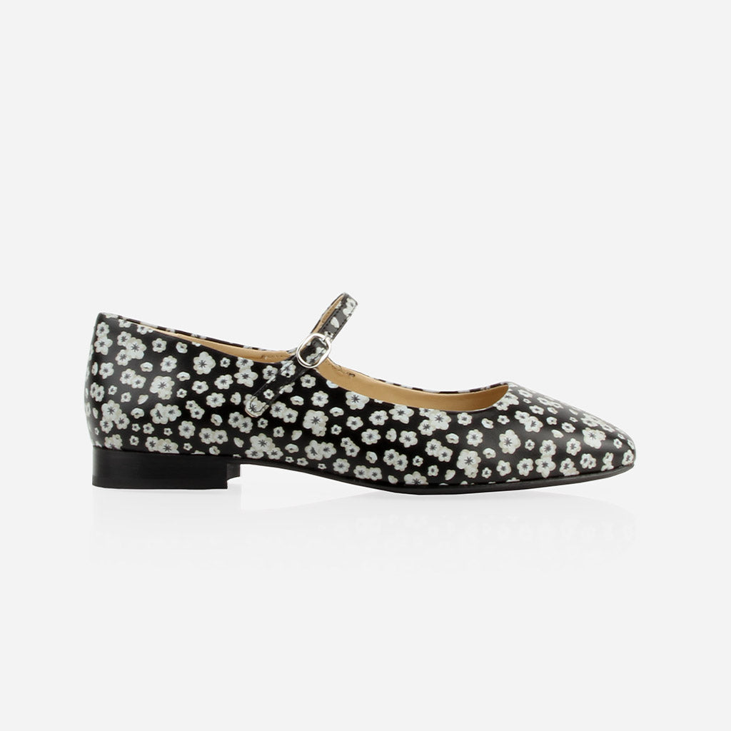 The Studio Mary Jane Moonflower