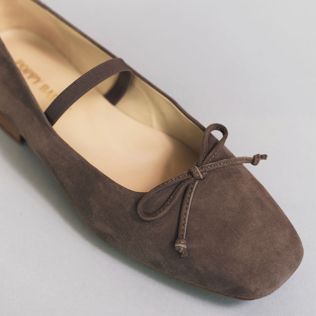 The Tendu Ballet Flat Ash Brown Suede