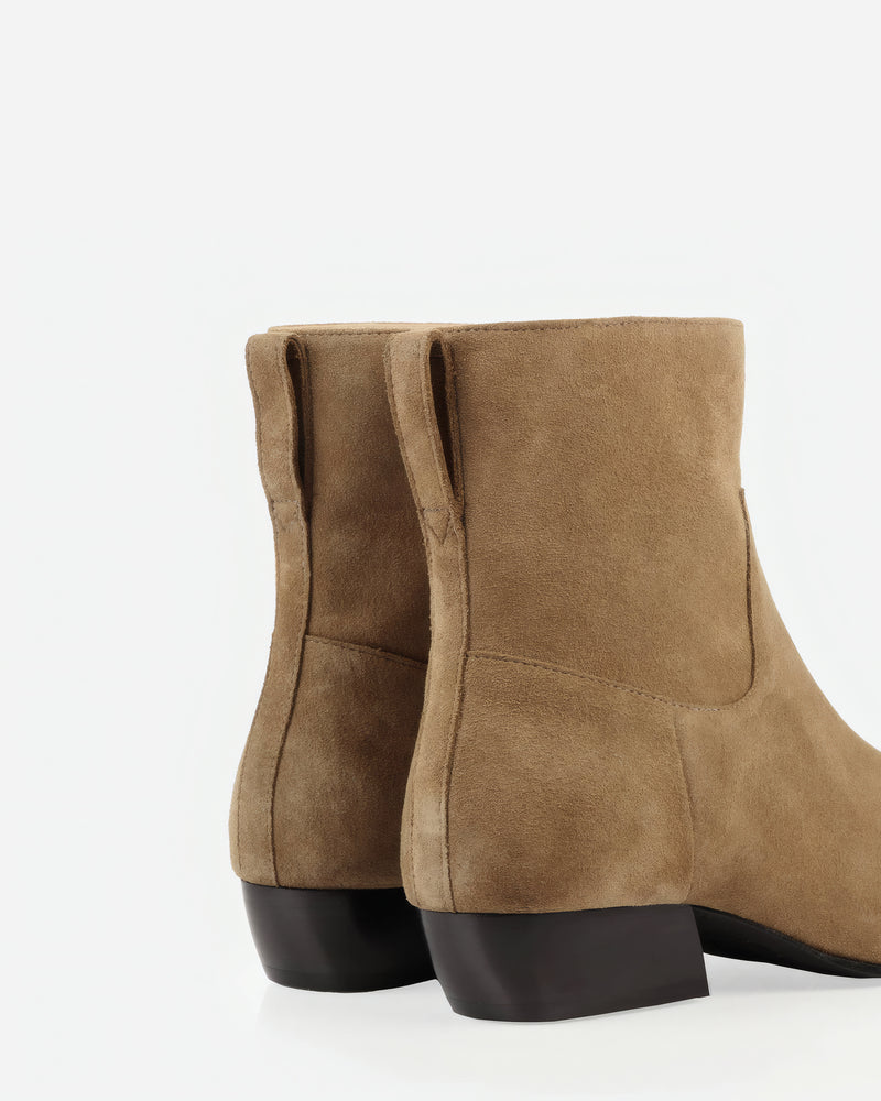 The Beau Boot Desert Suede in Brown suede. Sizes 5–12