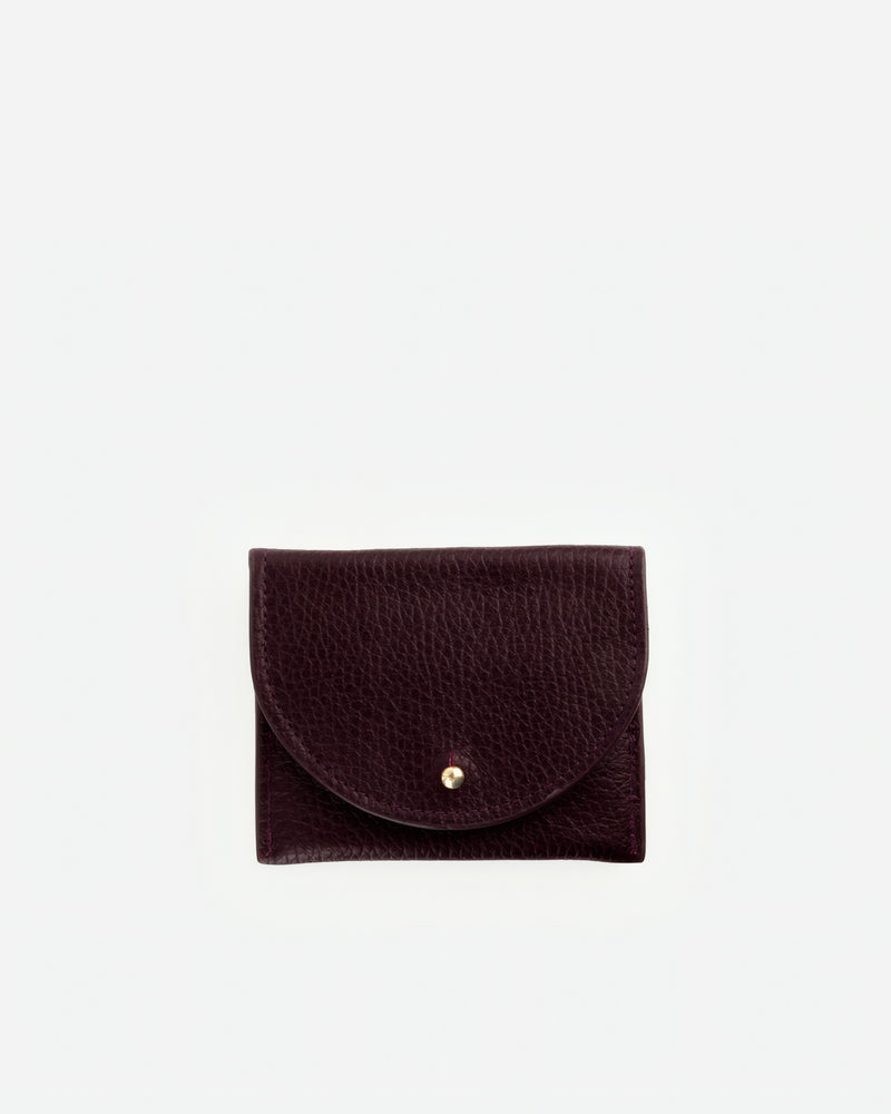 Front view of The Cardholder Plum in Purple pebbled leather
