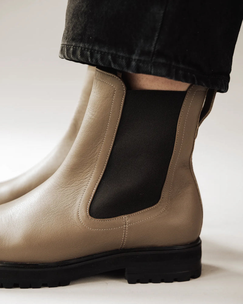 Close-up of the elastic gore and lug sole on leather Chelsea boots. The Every Way Chelsea Boot Truffle. Sizes 5–12.