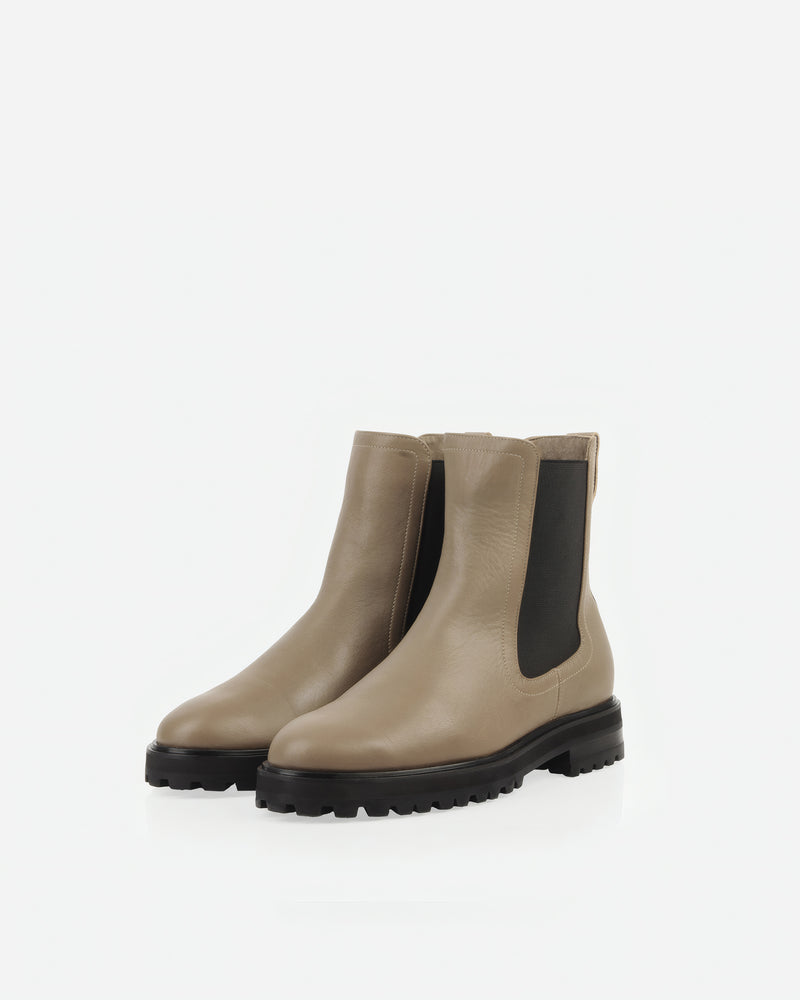 Pair of The Every Way Chelsea Boot Truffle in Brown, Neutral leather. Sizes 5–12