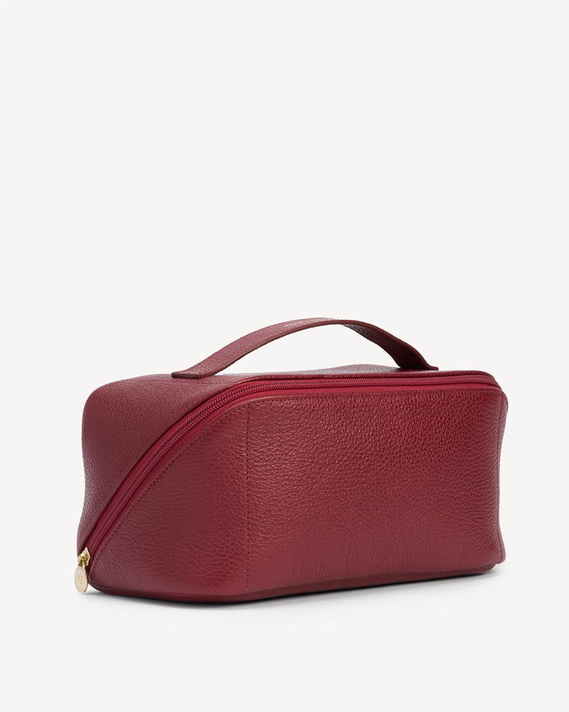 The Cosmetic Case Resort Red Set