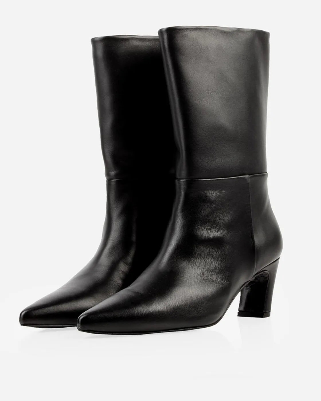 The Toujours Midi Boot Black