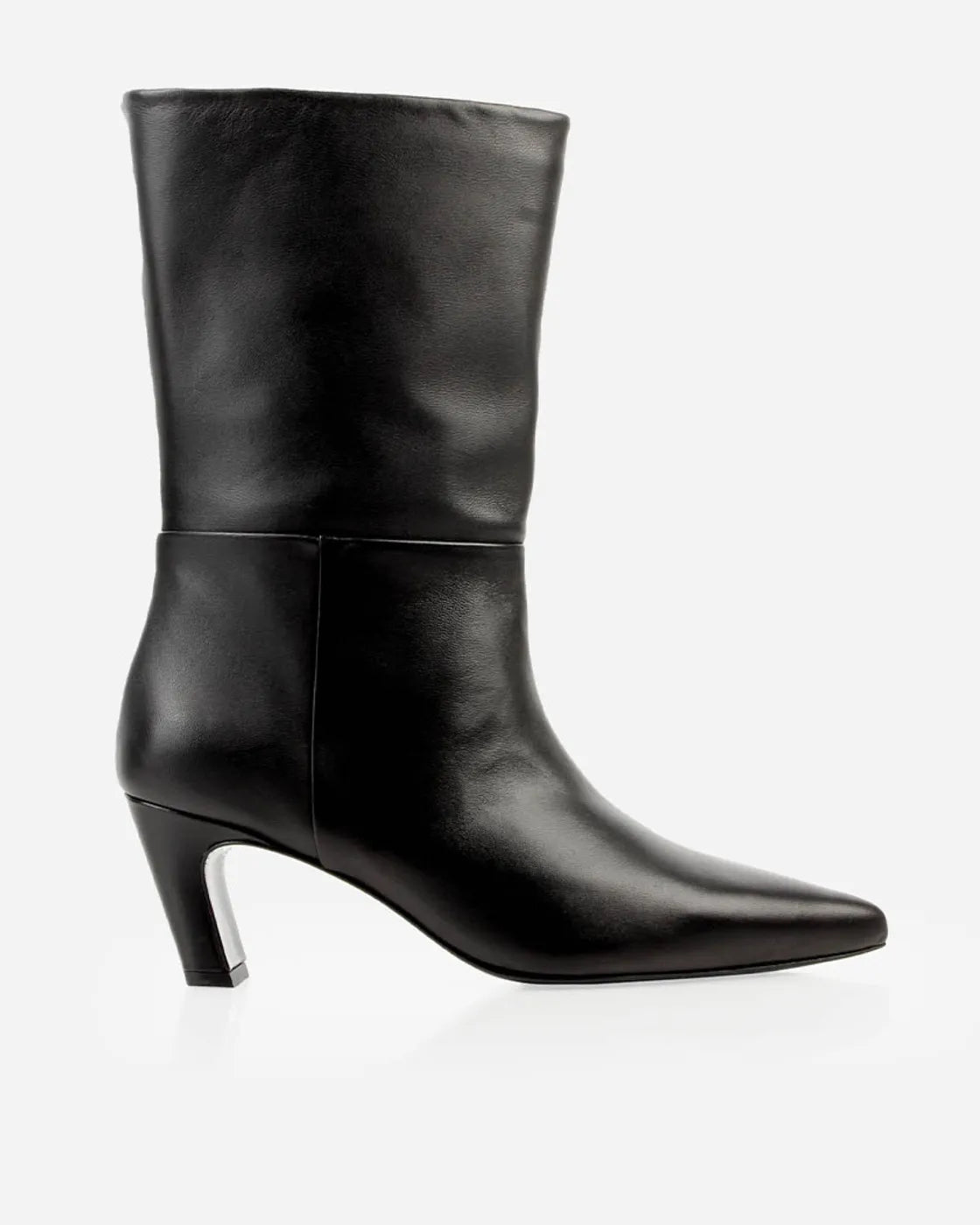 The Toujours Midi Boot Black