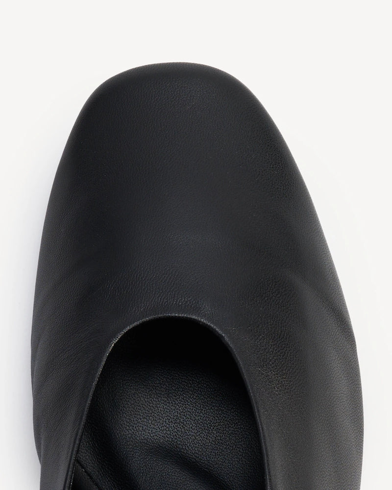 The Alma Anklet Pump Black