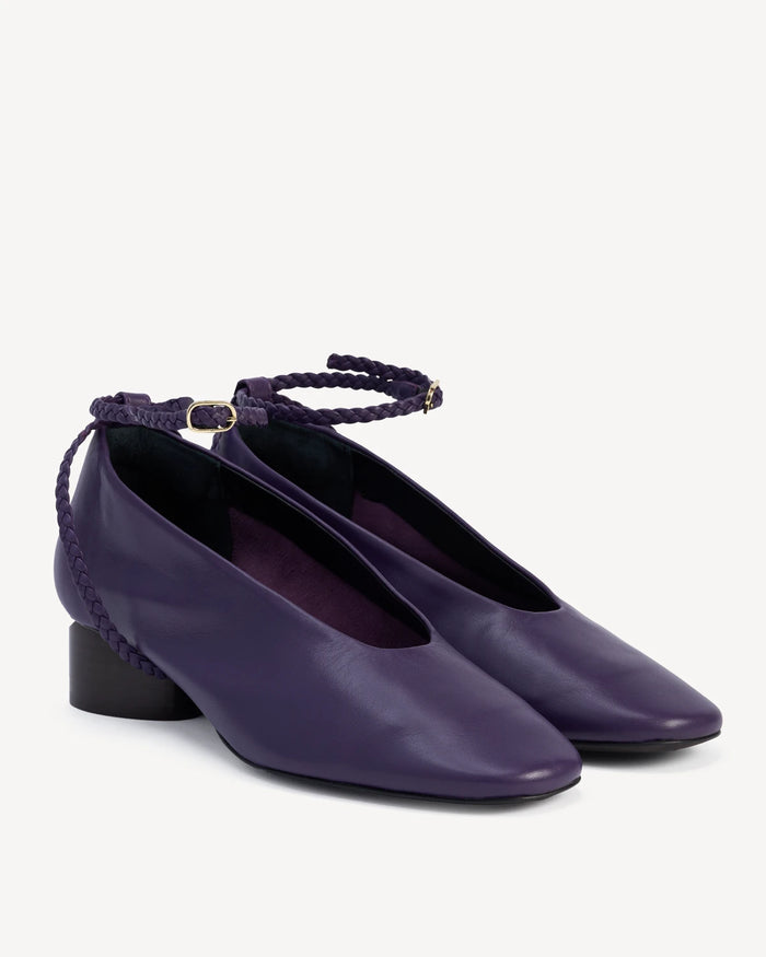 The Alma Anklet Pump Sapphire
