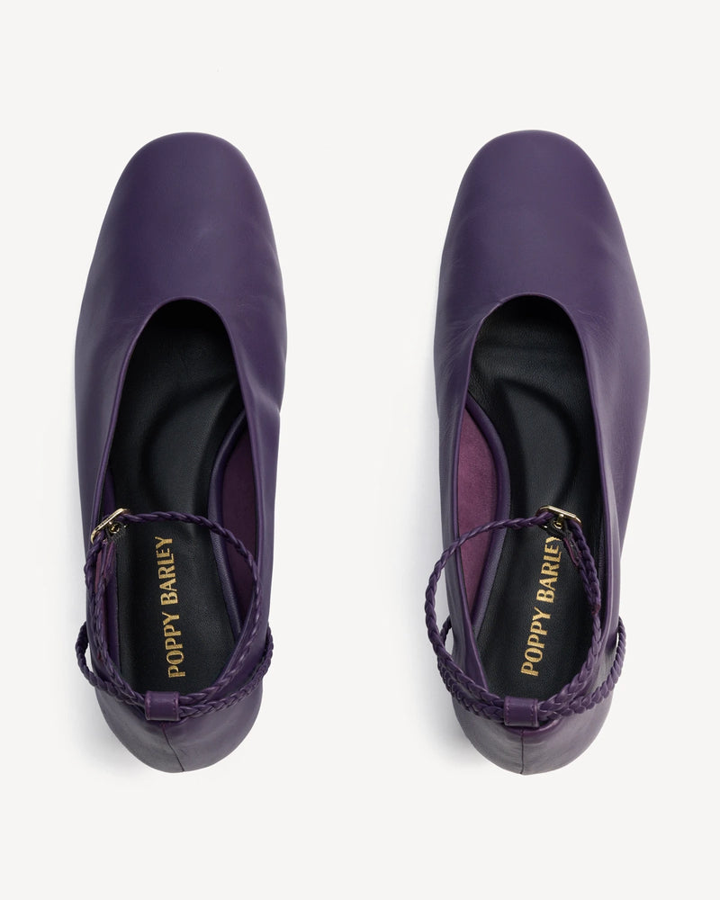 The Alma Anklet Pump Sapphire