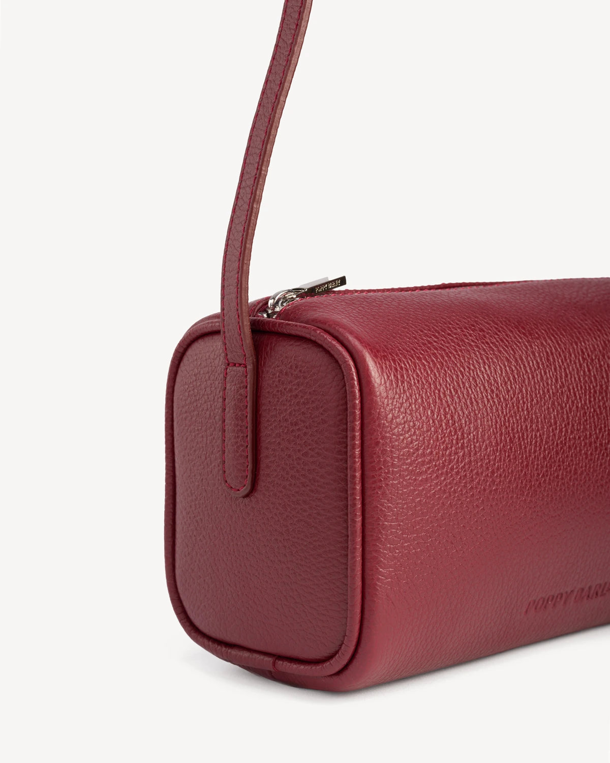 The Annex Bag Resort Red