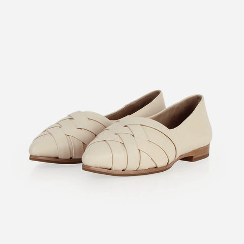 The Athena Flat Oat Milk