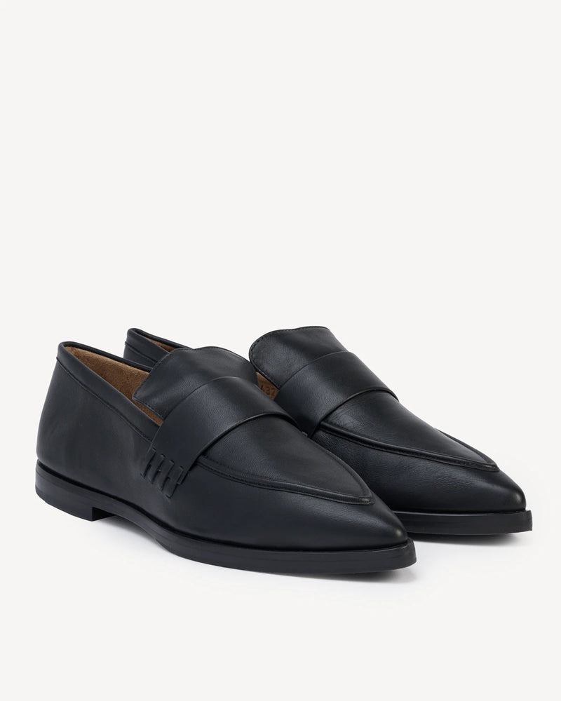 The Brio Loafer Black