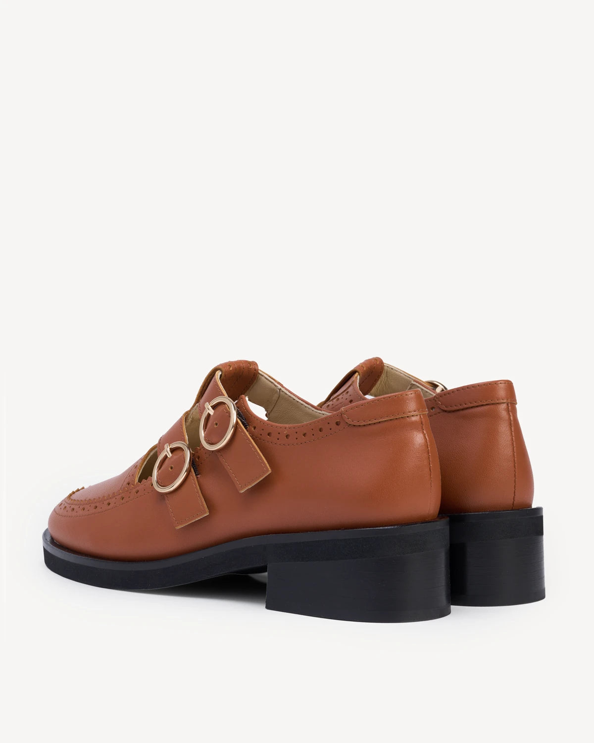 The Collegiate Mary Jane Cedar