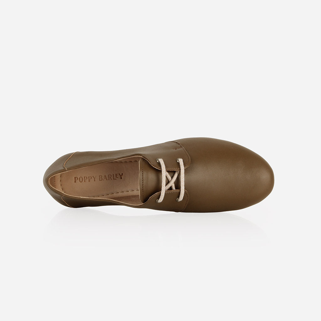 The Eyelet Oxford 2.0 Tapenade