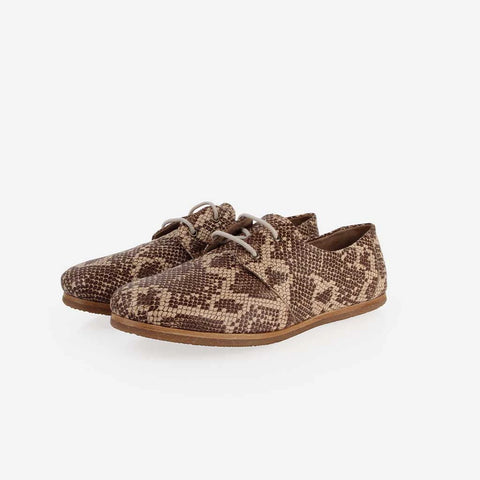 The Eyelet Oxford 2.0 Desert Snake