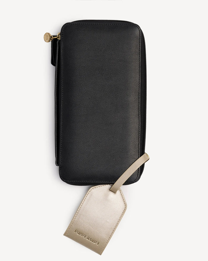 The Flying Solo Passport Holder & Slim Luggage Tag Set Black