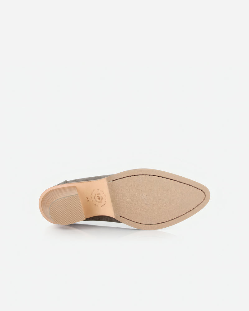 The Heeled Mule Biscotti