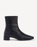 The Honoré Boot Black