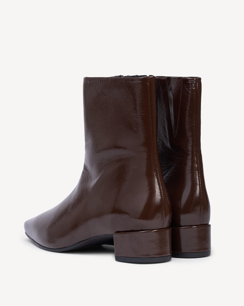 The Honoré Boot Molasses