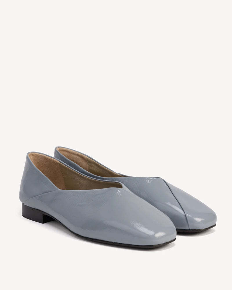 The Marché Flat Ice Blue