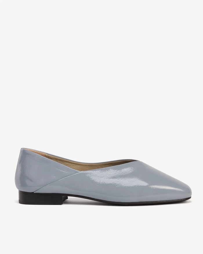 The Marché Flat Ice Blue