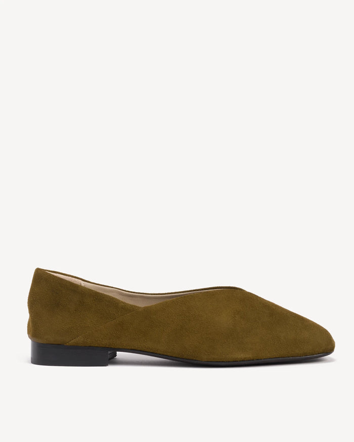 The Marché Flat Khaki Suede