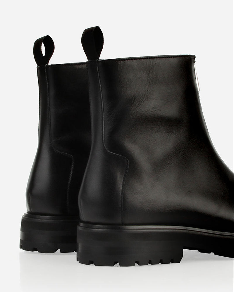 The Montreal Zip Boot Black WR