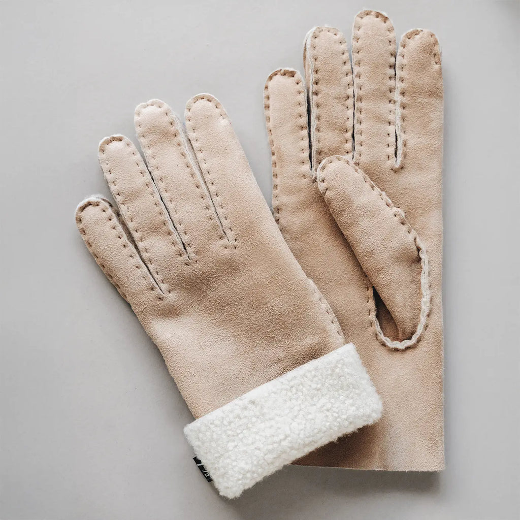 The Lodge Glove Parchment