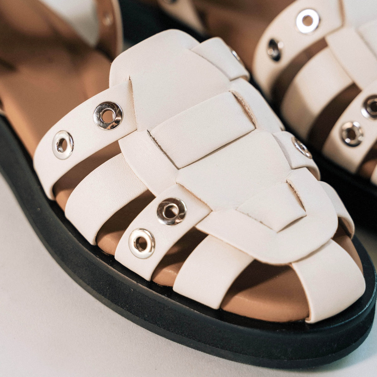 The Beachcomber Sandal Oat Milk and Silver