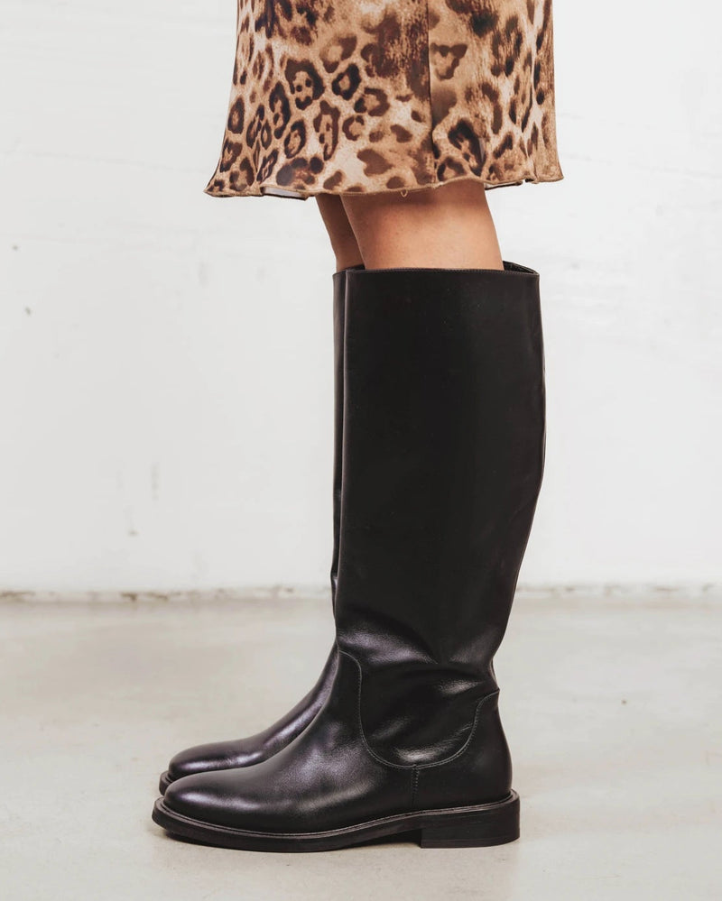 The Riding Boot Black